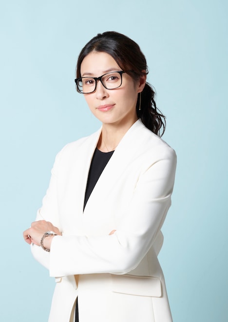 水野美紀扮する鉄本あさひ。