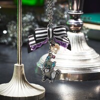 「グリム」チャーム。