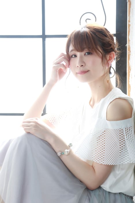 片桐麗亜役の渡部恵子。