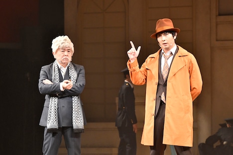 舞台「錦田警部はどろぼうがお好き」より。