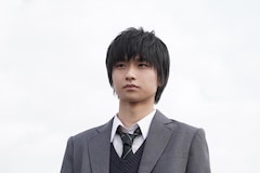 レンアイ漫画家 白石隼也が鈴木亮平の弟役に 若い頃の兄弟役で松大航也 奥平大兼 コメントあり コミックナタリー レンアイ漫画家 白石隼也が鈴木亮平の弟役に 若い頃の兄弟役で松大航也 奥平大兼 コメントあり コミックナタリー