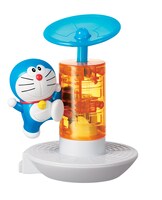 ハッピーセット「ドラえもん」の第1弾として登場する「回る！ドラえもんとスペースレーダー」。