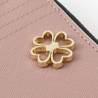 甘露寺蜜璃モデルの財布。