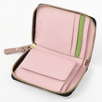 甘露寺蜜璃モデルの財布。