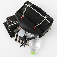 悲鳴嶼行冥モデルのバッグ。