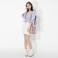 甘露寺蜜璃モデルのバッグの使用イメージ。