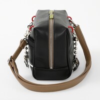 悲鳴嶼行冥モデルのバッグ。