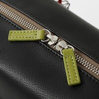 悲鳴嶼行冥モデルのバッグ。