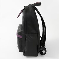 胡蝶しのぶモデルのリュック。