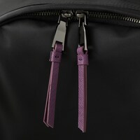 胡蝶しのぶモデルのリュック。