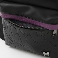 胡蝶しのぶモデルのリュック。