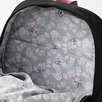 胡蝶しのぶモデルのリュック。