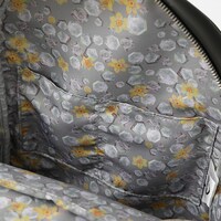 宇髄天元モデルのリュック。