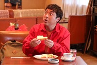 ドラマ「全っっっっっ然知らない街を歩いてみたものの」より。(c)フジテレビ