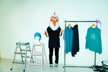 板垣巴留の着用写真。