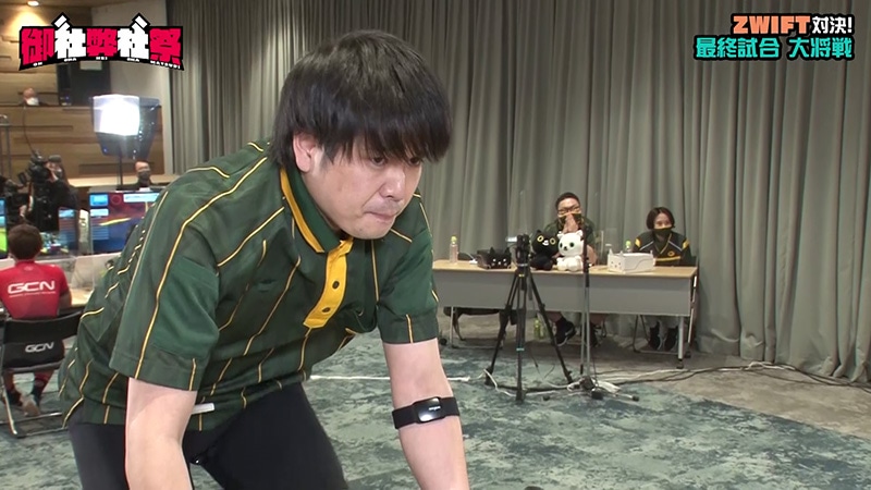 「御社弊社祭」より。