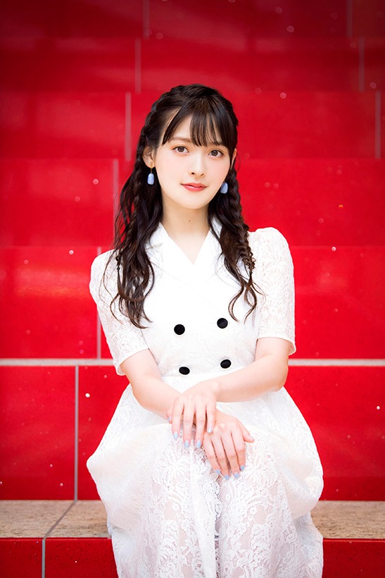 上坂すみれ
