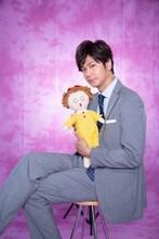 速水もこみち扮する富澤光央。