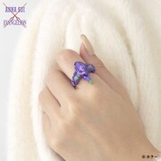 「エヴァンゲリオン×ANNA SUI 初号機リング」使用イメージ