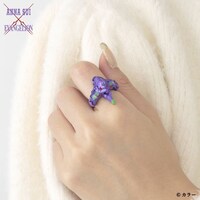 「エヴァンゲリオン×ANNA SUI 初号機リング」使用イメージ