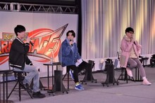 左から暦役の畠中祐、ランガ役の小林千晃、Cherry blossom役の緑川光。