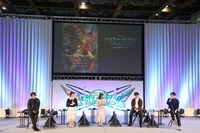 左から松岡禎丞、戸松遥、水瀬いのり、川原礫、abec。