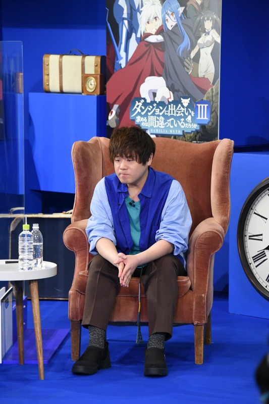 ベル・クラネル役の松岡禎丞。