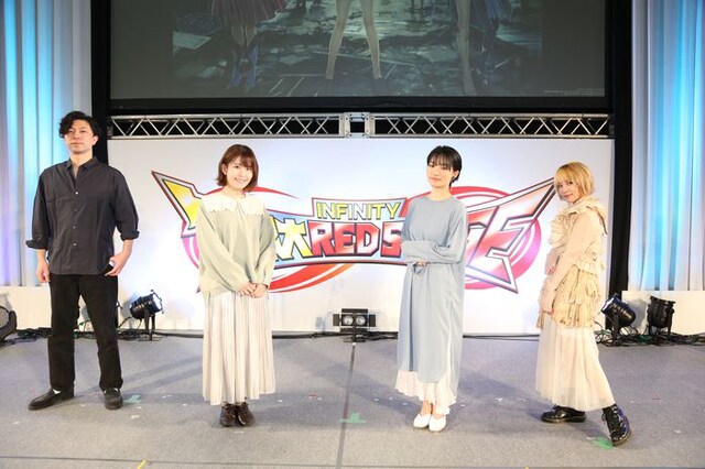 「BLUE REFLECTION」プロジェクトのトークイベントより。左から岸田メル、石見舞菜香、千菅春香、EXiNA。