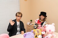 左から山寺宏一、森チャック。