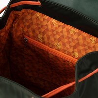 「ゴン=フリークス モデル」のバッグ。