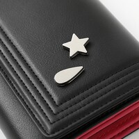 「ヒソカ モデル」の長財布。