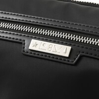 「ヒソカ モデル」のバッグ。