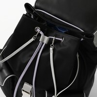 「キルア=ゾルディック モデル」のバッグ。