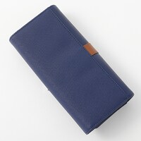 「クラピカ モデル」の長財布。