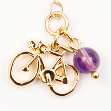 「『弱虫ペダル』チェーンブレスレットセット」東堂尽八
セット（ゴールド）のイメージ。