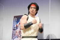 亀海喜寛から「フックとかアッパー系が得意そう」と評された野田クリスタルの筋肉。