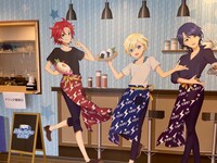 プリズムストーンカフェ原宿で開催される「男プリカフェ」の様子。