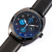 中野三玖モデルの腕時計。