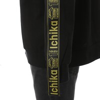 中野一花モデルのトレーナー。