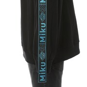 中野三玖モデルのトレーナー。