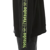 中野四葉モデルのトレーナー。