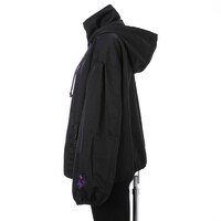 胡蝶しのぶモデルのアウター。