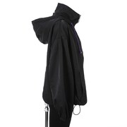 胡蝶しのぶモデルのアウター。