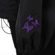 胡蝶しのぶモデルのアウター。