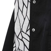 胡蝶しのぶモデルのアウター。