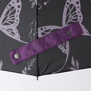 胡蝶しのぶモデルの傘。