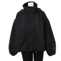 胡蝶しのぶモデルのアウター。