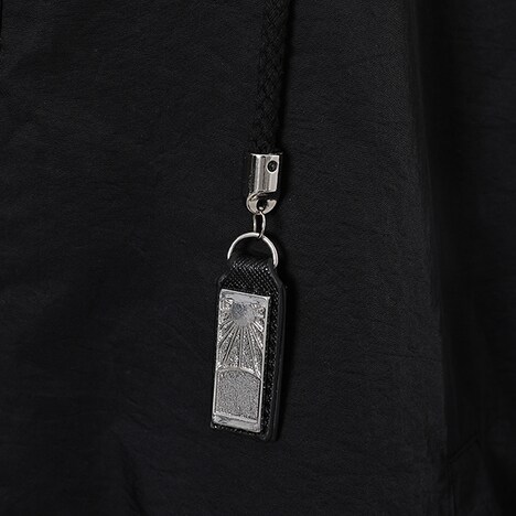 竈門炭治郎モデルのアウター。