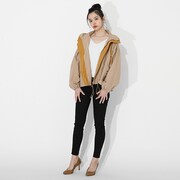 我妻善逸モデルのアウターの着用イメージ。