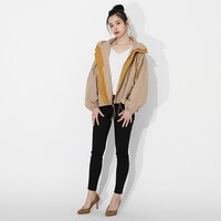 我妻善逸モデルのアウターの着用イメージ。